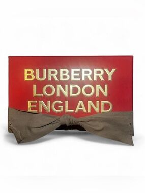 🔥Burberry Lunar New Year Envelopes 🔥